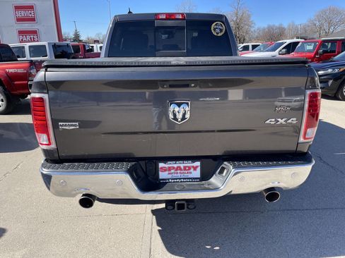 Used 2014 RAM 1500 Laramie w/ Convenience Group image 8