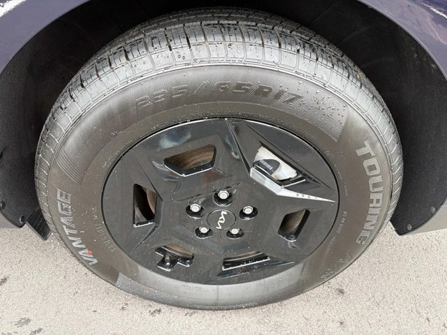 Used 2026 Kia Carnival FWD image 29