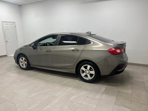 Used 2017 Chevrolet Cruze LT w/ RS Package image 14