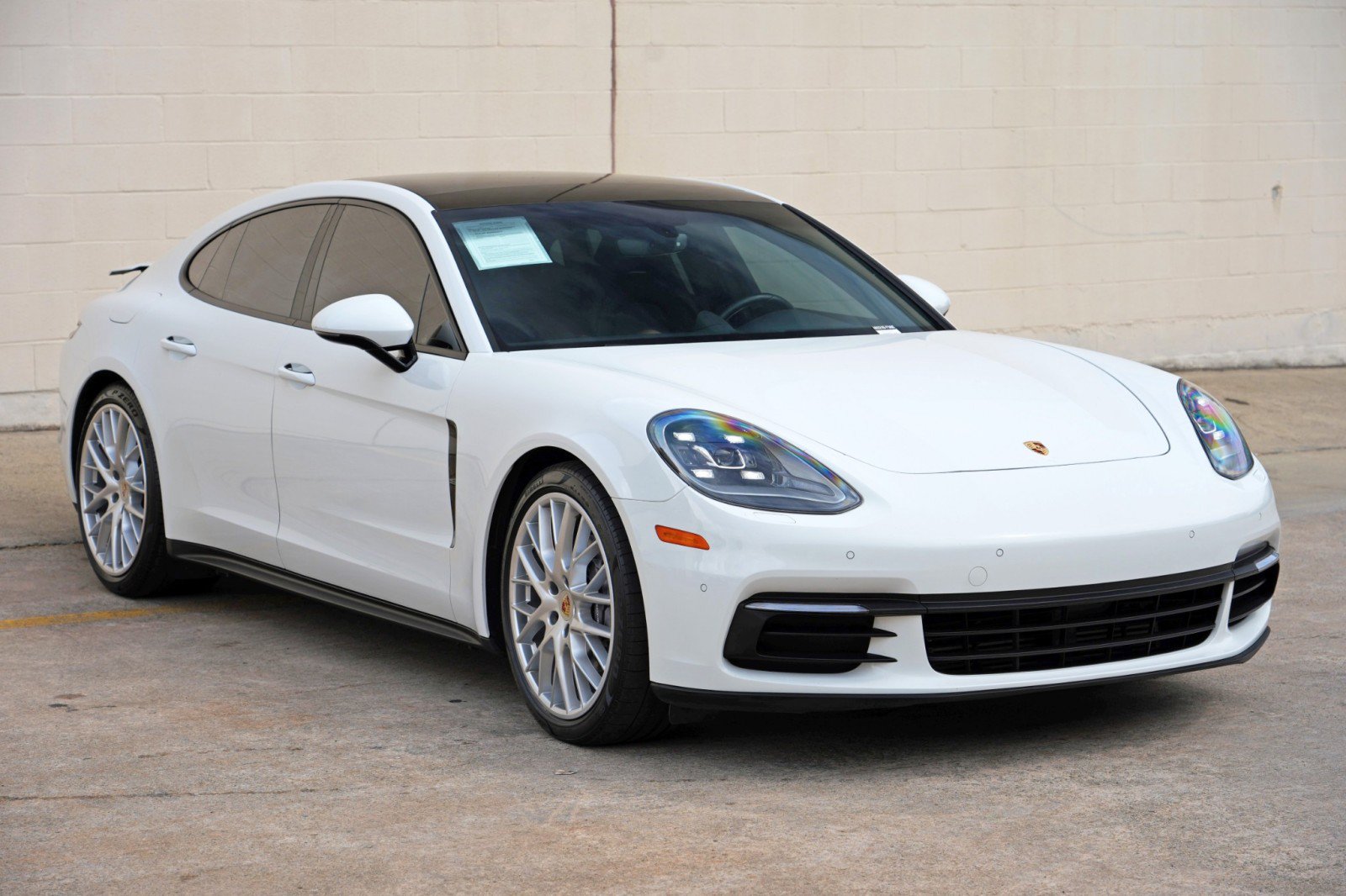 Used 2018 Porsche Panamera image 58