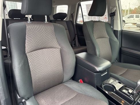 Used 2020 Toyota 4Runner TRD Off-Road image 27