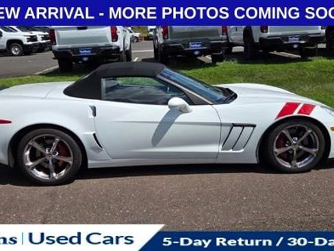 Used 2012 Chevrolet Corvette Grand Sport w/ 3LT Preferred Equipment Group RWD image 10