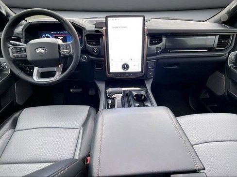 Used 2024 Ford F150 Lightning Lariat image 9