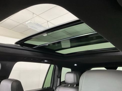 Used 2020 Cadillac XT6 Sport w/ Platinum Package AWD/4WD image 23