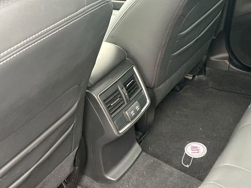 Used 2023 Subaru Forester Limited image 22