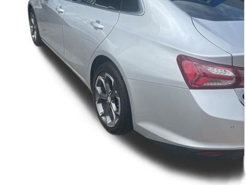 Used 2022 Chevrolet Malibu LT image 13