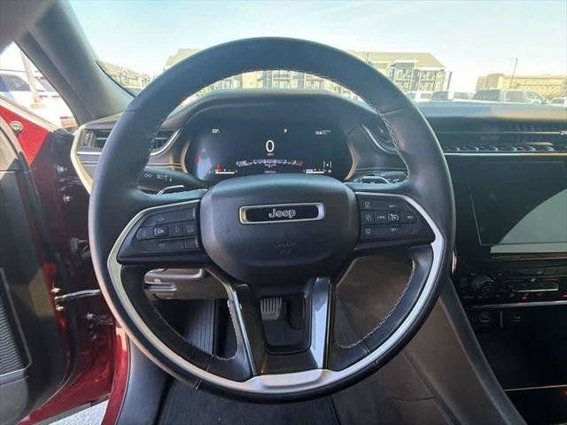 Used 2021 Jeep Grand Cherokee L Laredo AWD/4WD image 14