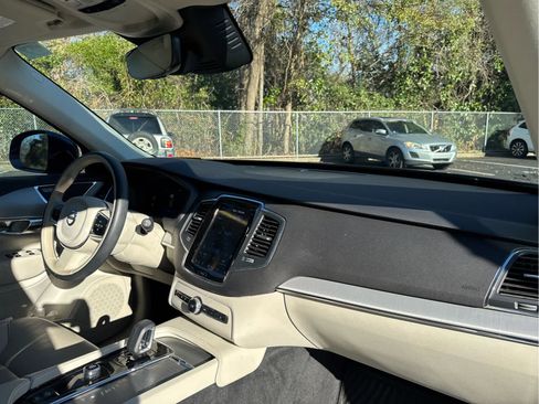 Certified 2023 Volvo XC90 B5 Core w/ Protection Package Premier image 27