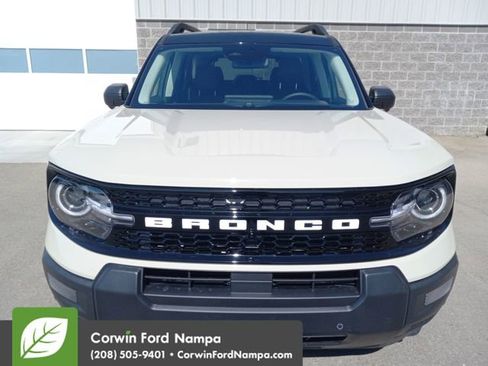 New 2025 Ford Bronco Sport Outer Banks w/ Outer Banks Tech Package+ image 8