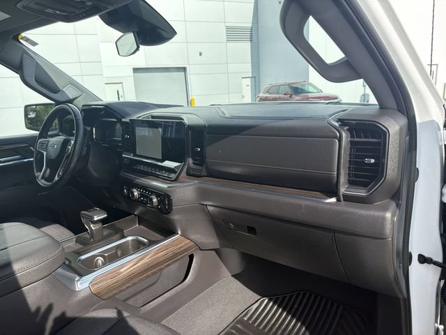Used 2023 Chevrolet Silverado 1500 RST w/ Z71 Off-Road Package AWD/4WD image 30