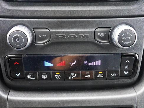 New 2026 RAM ProMaster 3500 w/ Convenience Group FWD image 17