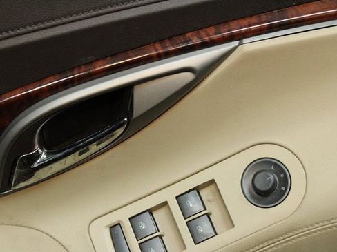 Used 2012 Buick LaCrosse image 15