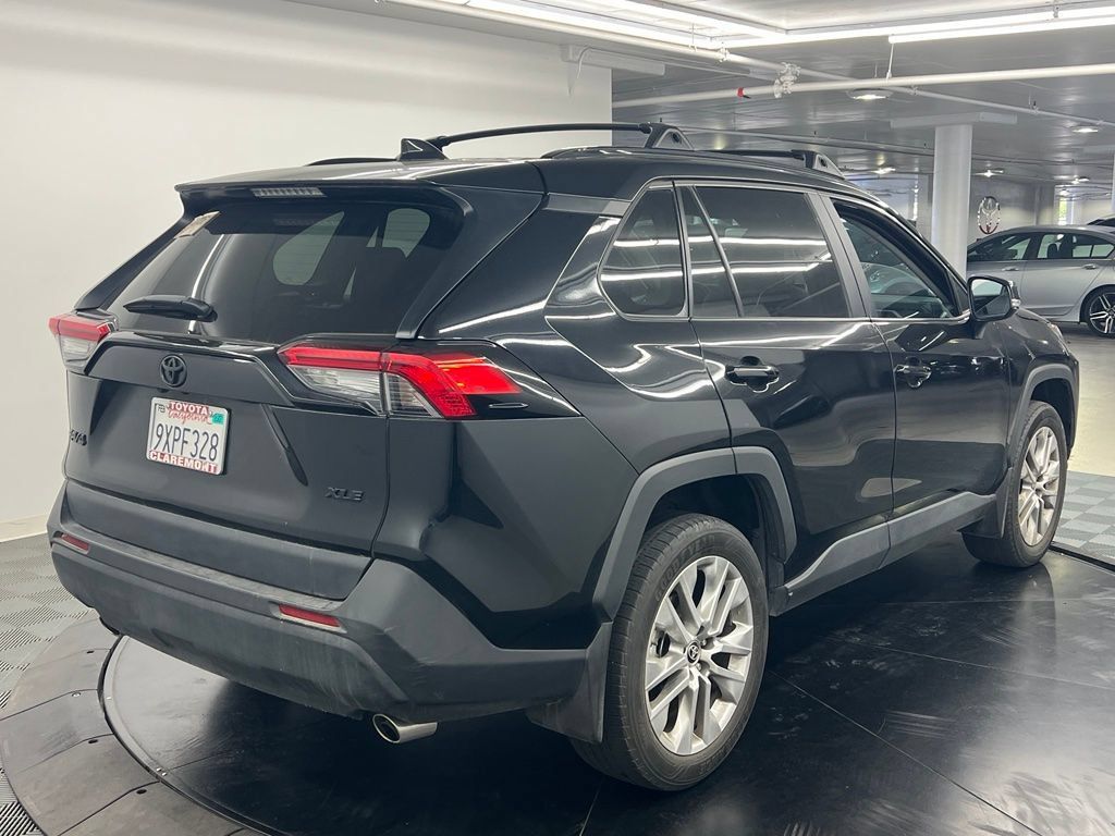 Certified 2025 Toyota RAV4 XLE Premium FWD image 8