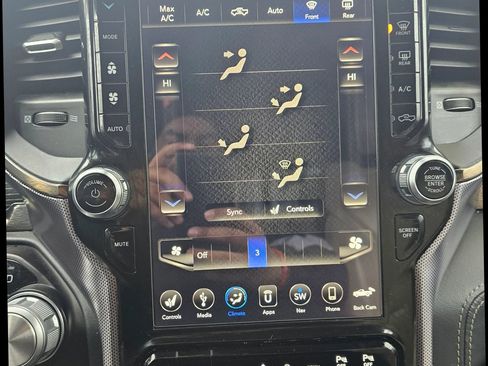 Used 2019 RAM 1500 Limited w/ Advanced Safety Group image 24