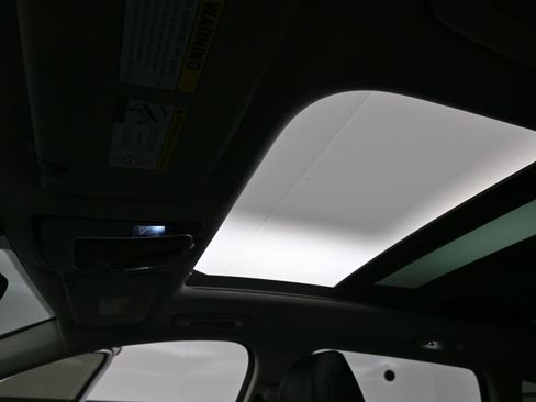 Used 2023 Hyundai Santa Fe Limited image 19