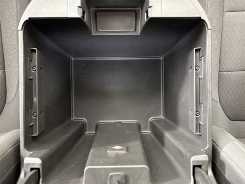 Used 2022 GMC Sierra 1500 Elevation image 31