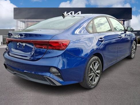 Certified 2023 Kia Forte LXS FWD image 6