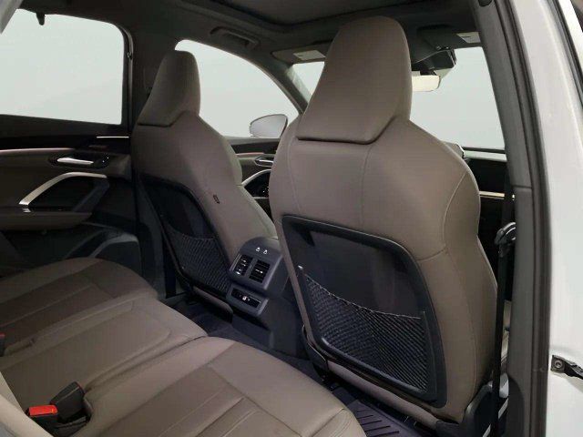 Used 2025 Audi Q5 Premium Plus AWD/4WD image 72