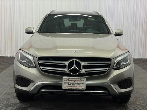 Used 2019 Mercedes-Benz GLC 300 4MATIC w/ Premium Package image 3