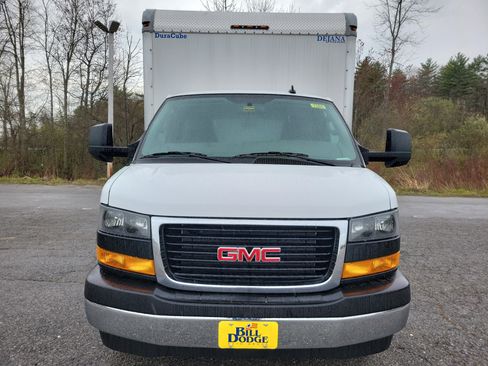 New 2025 GMC Savana 4500 w/ Power Convenience Package RWD image 10