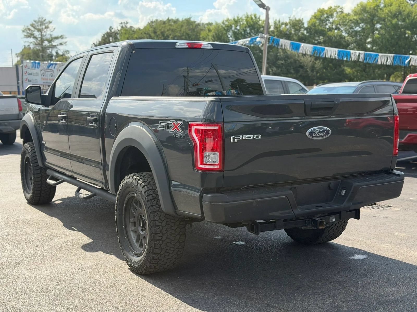 Used 2017 Ford F150 XL w/ Equipment Group 101A Mid AWD/4WD image 8