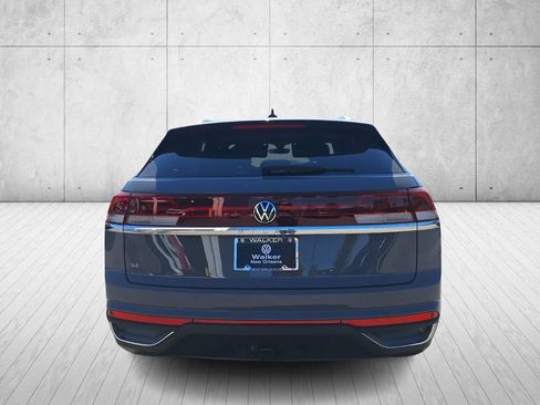 New 2026 Volkswagen Atlas Cross Sport SE image 6