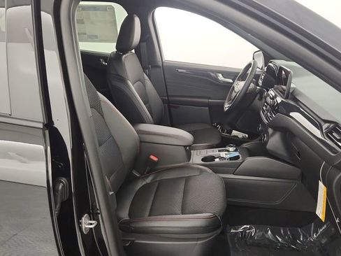 New 2026 Ford Escape ST-Line w/ Cold Weather Package AWD/4WD image 31