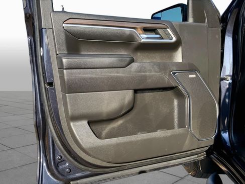Used 2022 Chevrolet Silverado 1500 RST w/ Texas Edition Plus AWD/4WD image 22