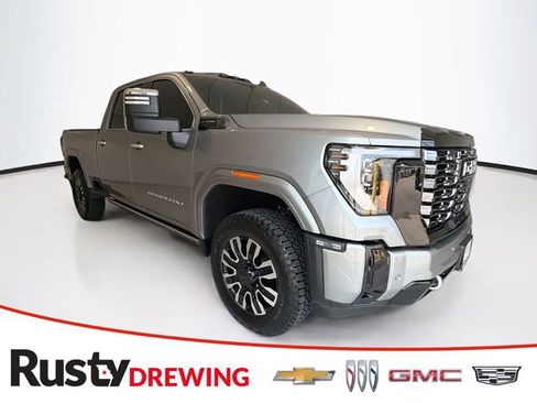 Used 2026 GMC Sierra 2500 Denali Ultimate AWD/4WD image 1