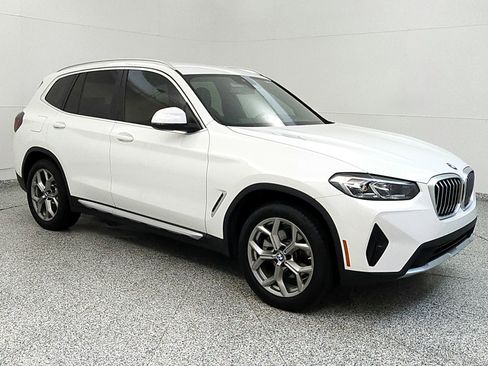 Used 2024 BMW X3 xDrive30i AWD/4WD image 1
