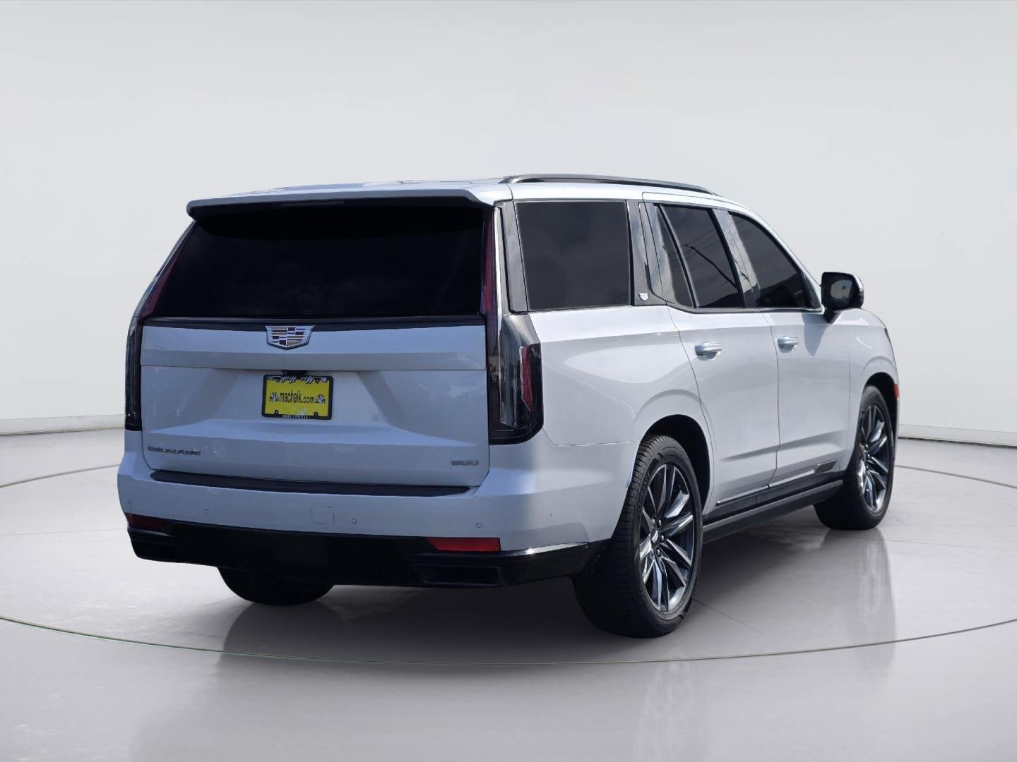 Used 2024 Cadillac Escalade Sport w/ Touring Package AWD/4WD image 8