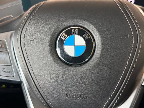 Used 2025 BMW X7 xDrive40i AWD/4WD image 5