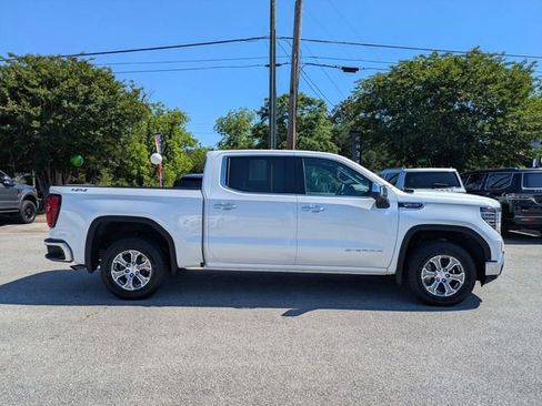 Used 2024 GMC Sierra 1500 SLT w/ SLT Premium Package AWD/4WD image 2