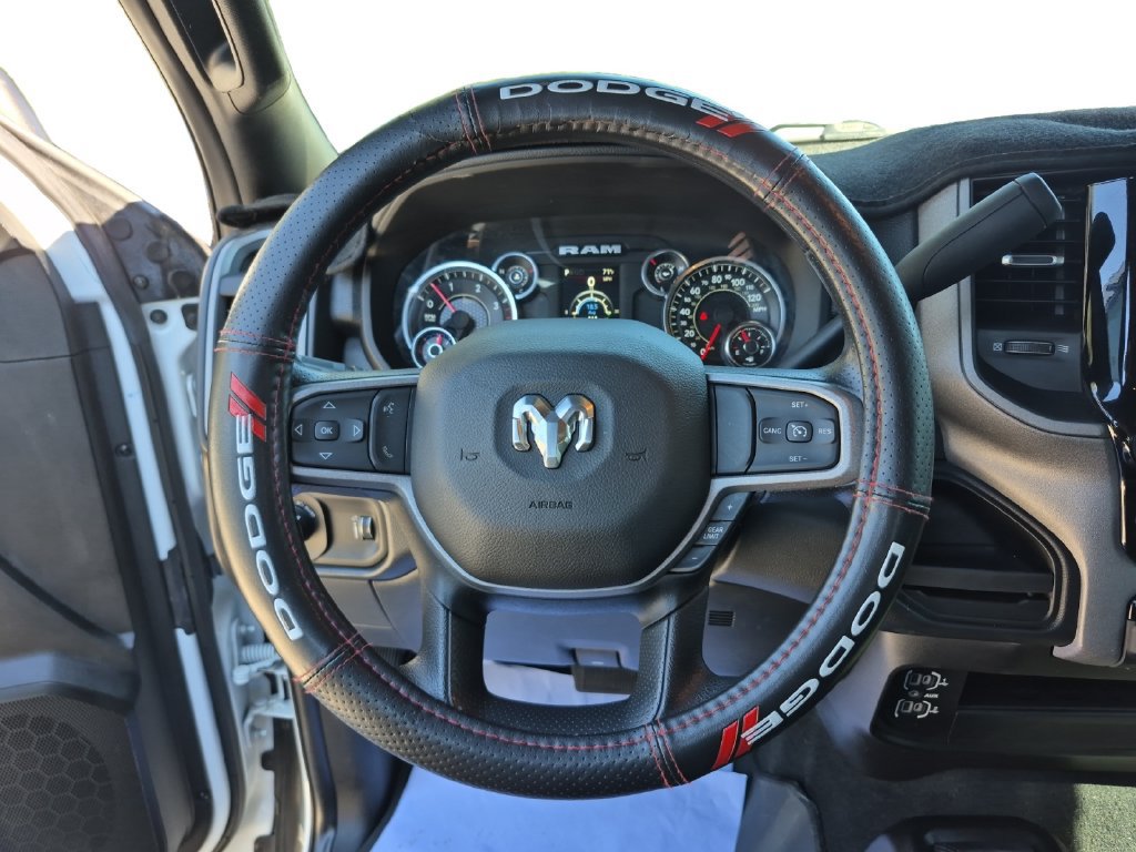 Used 2024 RAM 2500 Tradesman w/ Chrome Appearance Group AWD/4WD image 12
