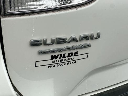 Used 2020 Subaru Forester Limited image 17