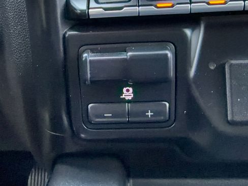 Used 2019 Chevrolet Silverado 1500 LT Trail Boss AWD/4WD image 23