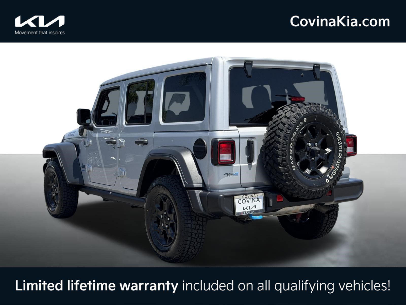 Used 2023 Jeep Wrangler Unlimited w/ Sun & Screen Package AWD/4WD image 6