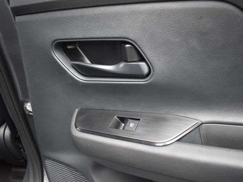 Used 2025 Nissan Kicks S image 19