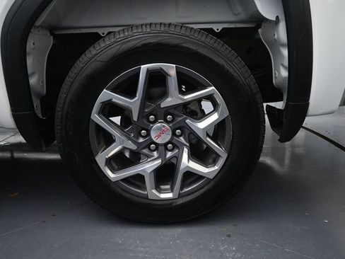 Used 2023 GMC Sierra 1500 SLE AWD/4WD image 13