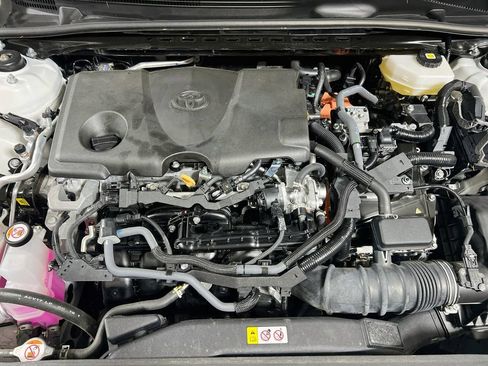 Used 2025 Toyota Camry LE FWD image 25