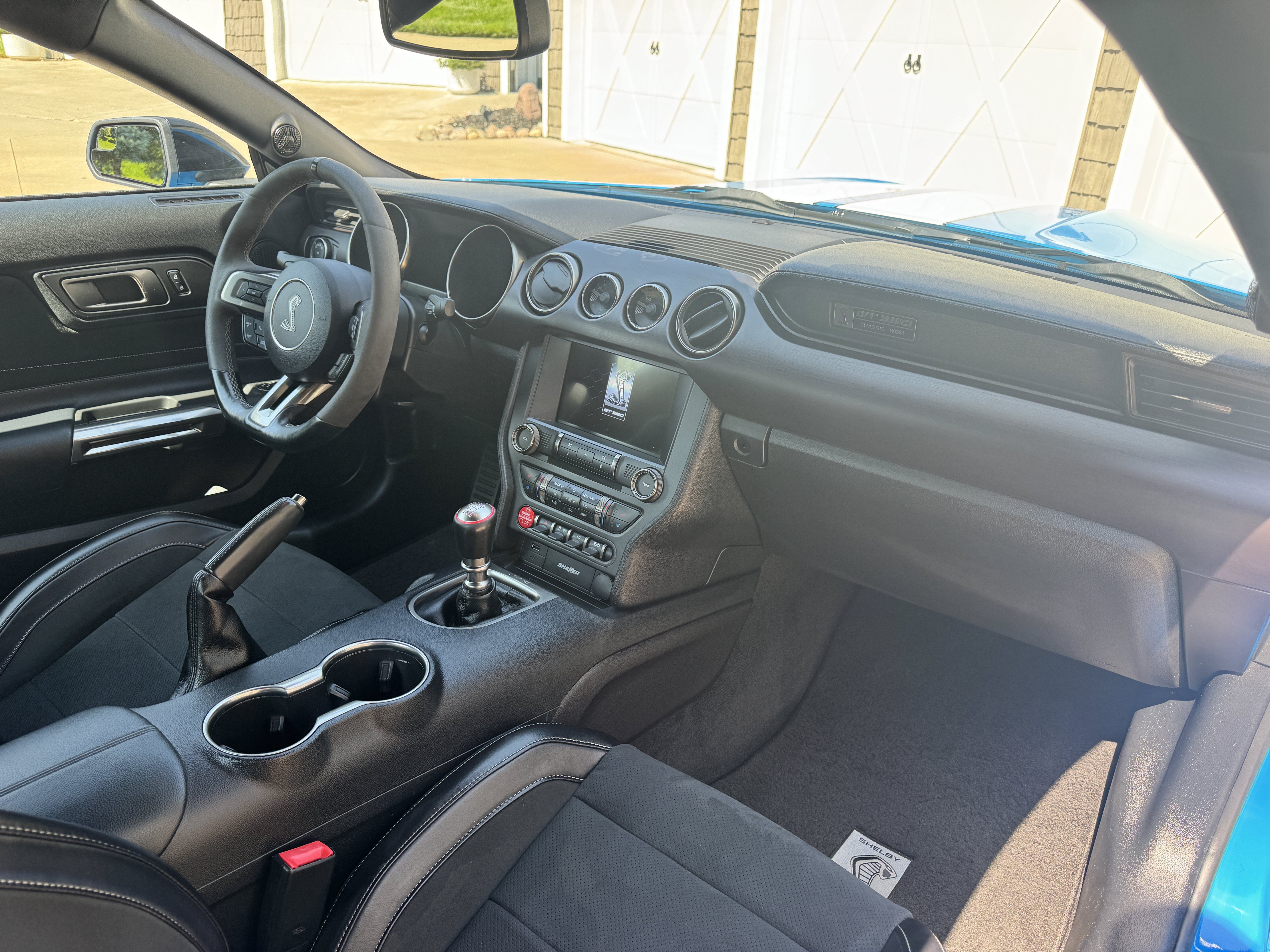 Used 2017 Ford Mustang Shelby GT350 RWD image 14