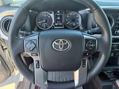 Used 2023 Toyota Tacoma SR5 RWD image 18