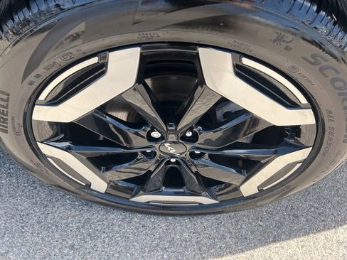 Used 2025 Kia Telluride S AWD/4WD image 43