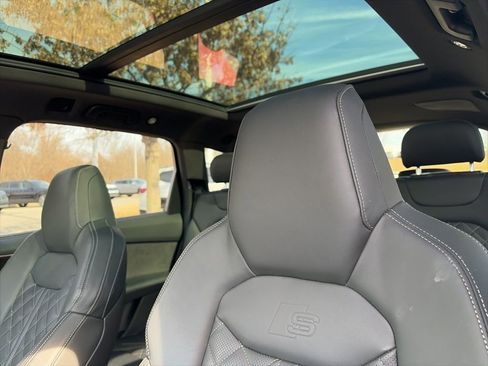 Used 2022 Audi SQ7 Premium Plus image 21