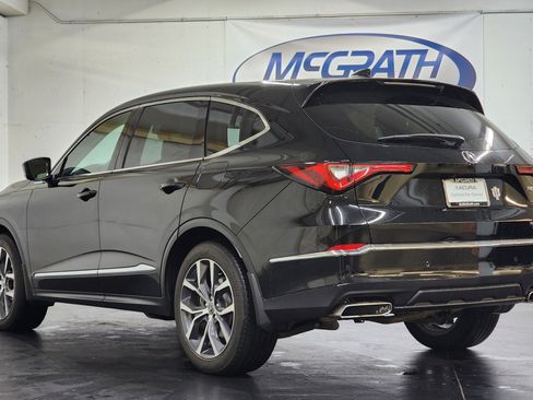 Certified 2023 Acura MDX SH-AWD w/ Technology Package image 9