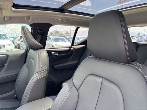 New 2025 Volvo XC40 B5 Plus w/ Protection Package Premier image 18