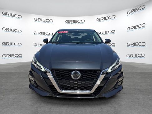 Used 2019 Nissan Altima 2.5 SL FWD image 2