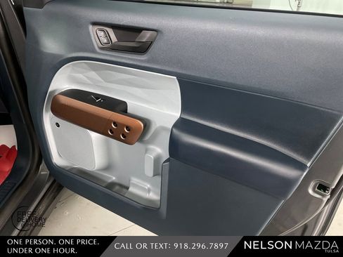 Used 2022 Ford Maverick Lariat w/ Lariat Luxury Package image 42