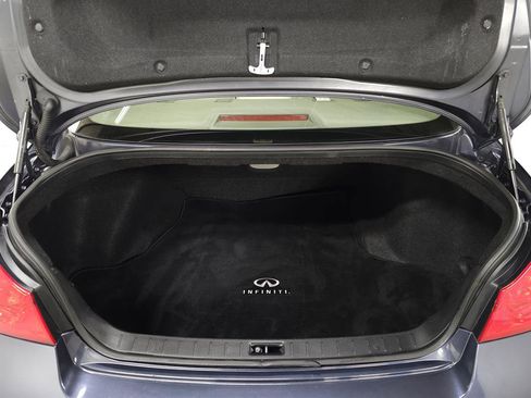 Used 2011 INFINITI G25 x w/ Moonroof Pkg image 7