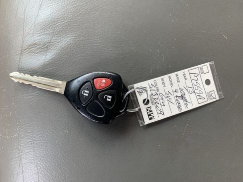 Used 2013 Toyota 4Runner SR5 w/ Convenience Pkg AWD/4WD image 36